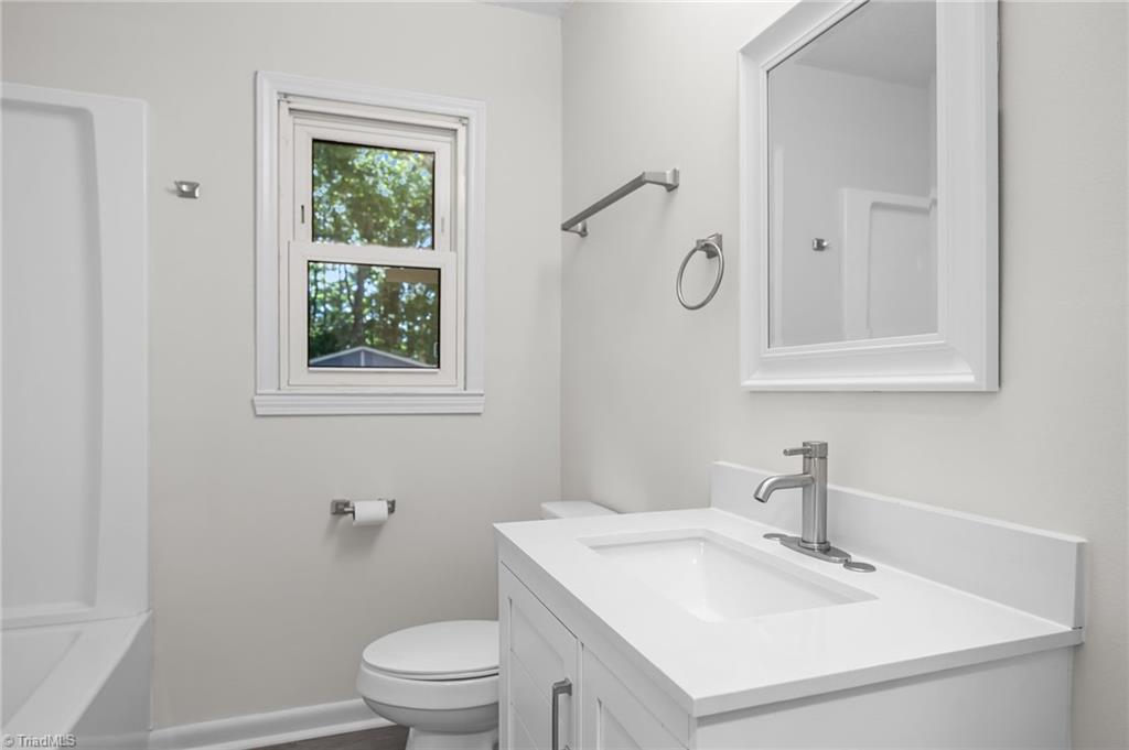 308 Carters Grove Road Lexington, NC 27292 - Photo 29 of 33 Gallery Image 29