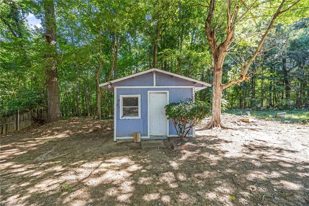 308 Carters Grove Road Lexington, NC 27292 - Photo 10 of 33 Gallery Image 10