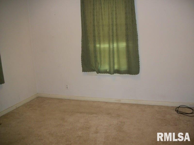 605 Feazel Road Harrisburg, IL 62946 - Photo 8 of 16