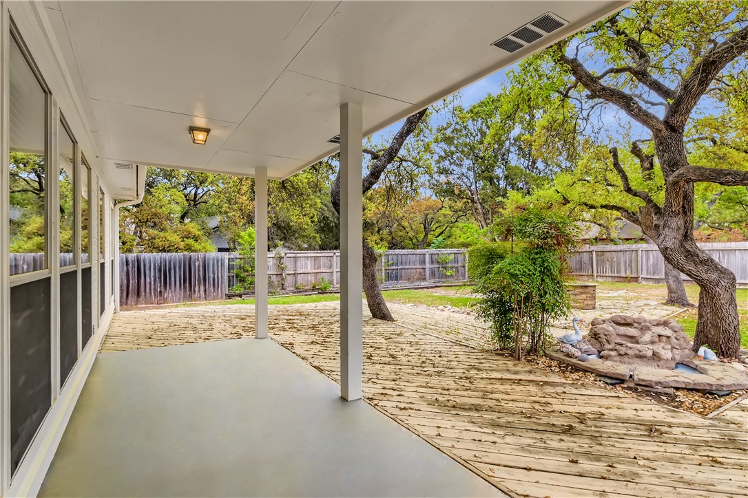 511 Susana Drive Georgetown, TX 78628 - Photo 25 of 31 Large covered patio