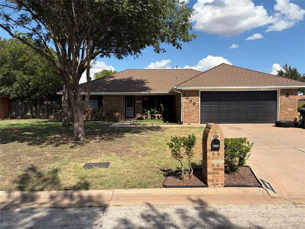 $299,900 | 3009 Button Willow Parkway, Abilene, TX 79606