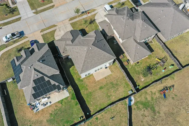 $410,000 | 306 Cabernet Drive, Alvin, TX 77511