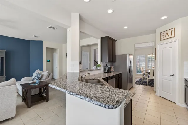 $410,000 | 306 Cabernet Drive, Alvin, TX 77511