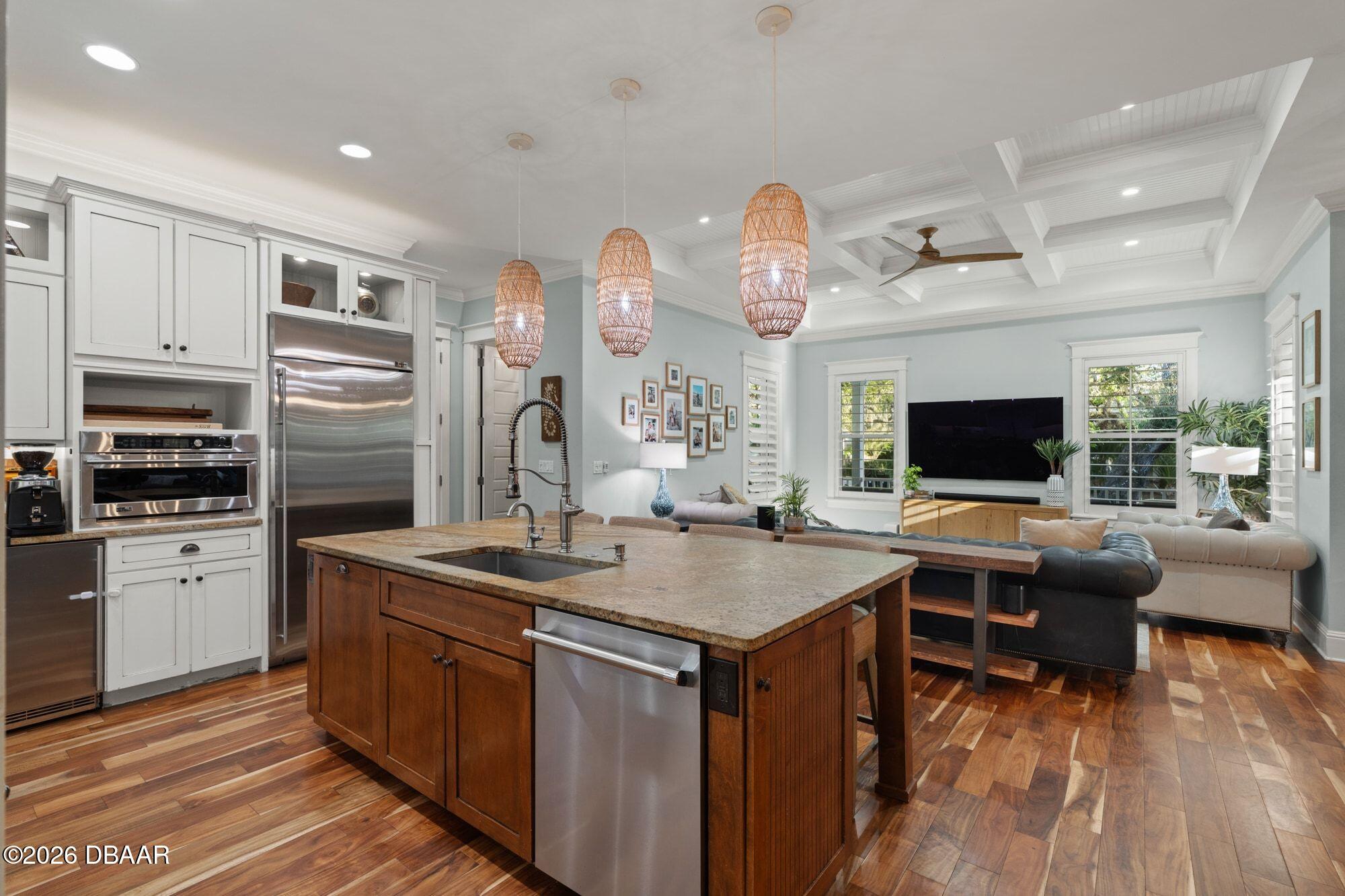 122 Beach Street Ponce Inlet, FL 32127 - Photo 28 of 73 Kitchen
