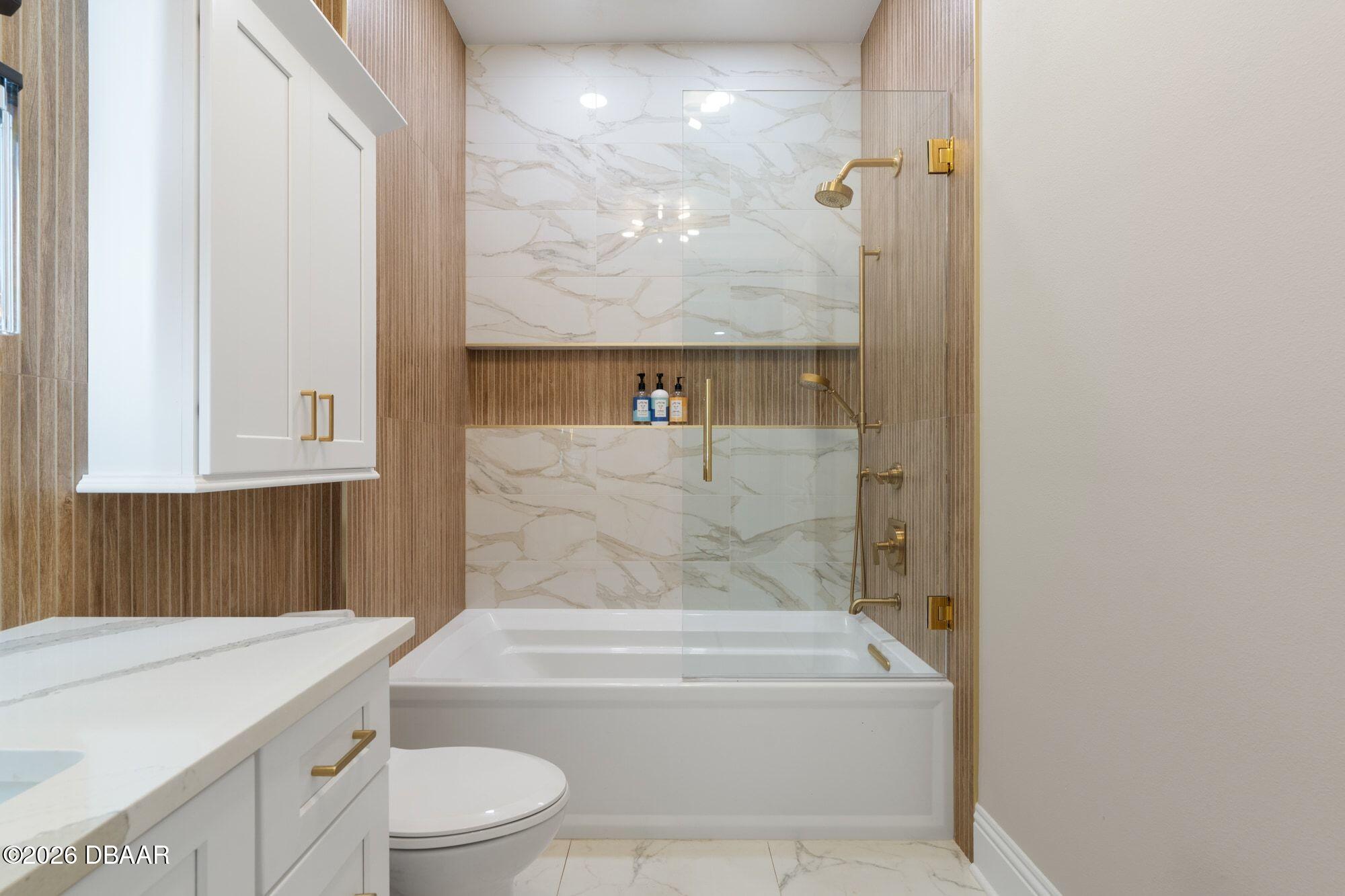 122 Beach Street Ponce Inlet, FL 32127 - Photo 39 of 73 Guest Bathroom