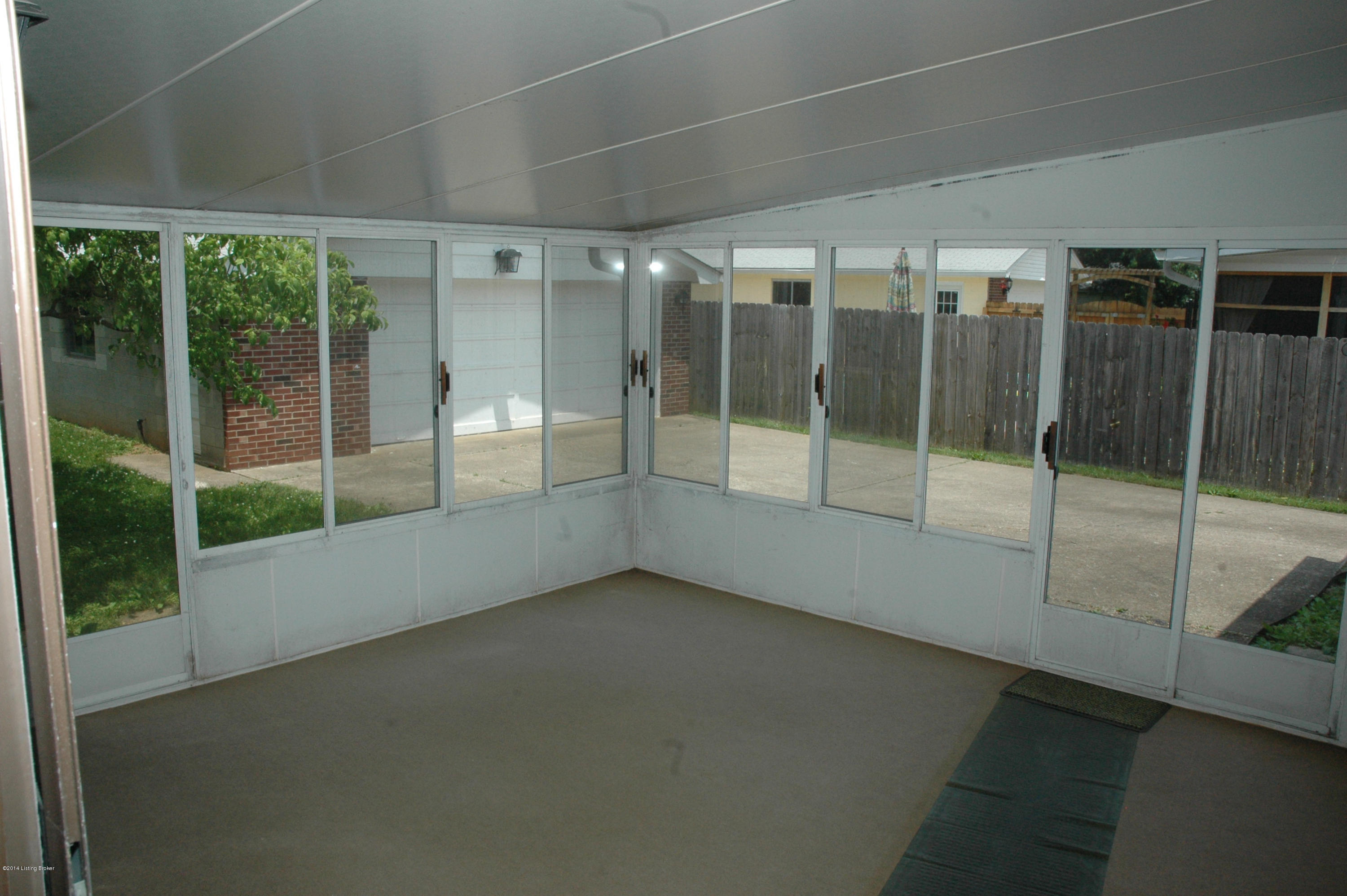 3003 Lexham Road Louisville, KY 40220 - Photo 30 of 39 Florida Room