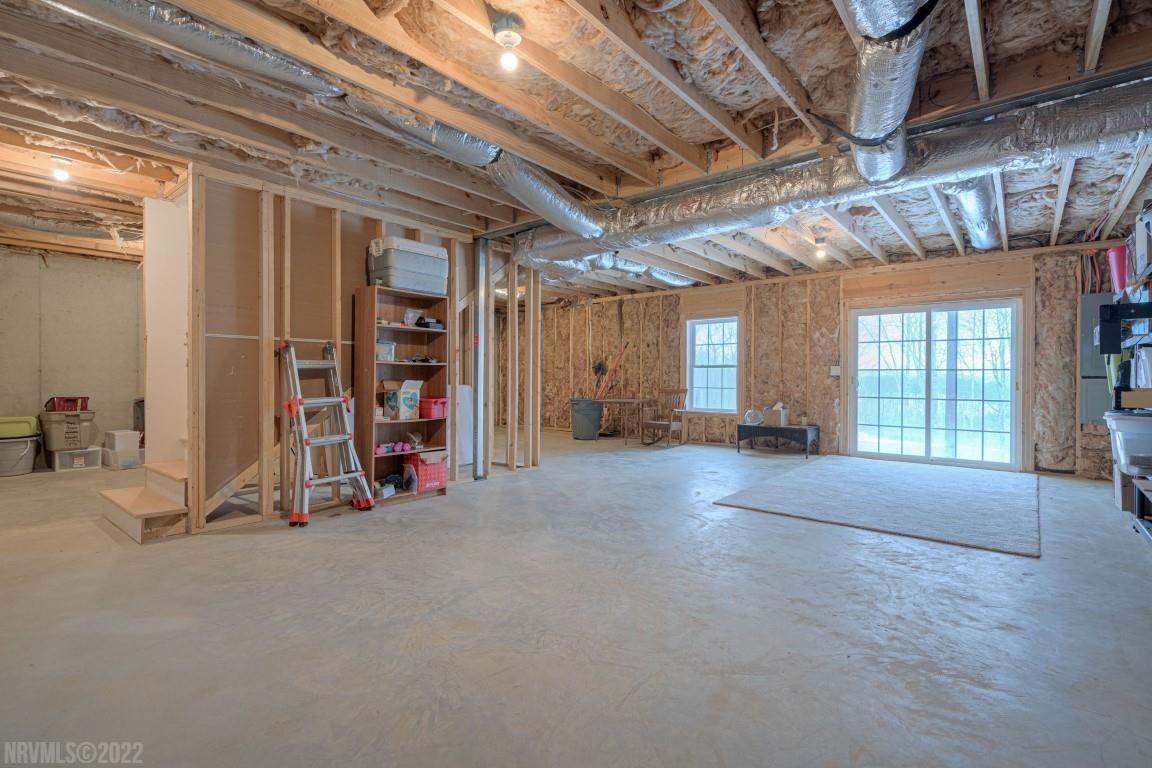 1332 Walnut Ridge Road Christiansburg, VA 24073 - Photo 38 of 47 Gallery Image 38