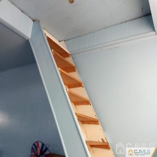 135 Oxford Road Colonia, NJ 07067 - Photo 21 of 22 Gallery Image 21
