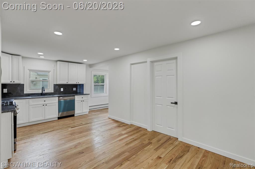 14854 East 10 Mile Road Warren, MI 48089 - Photo 5 of 24