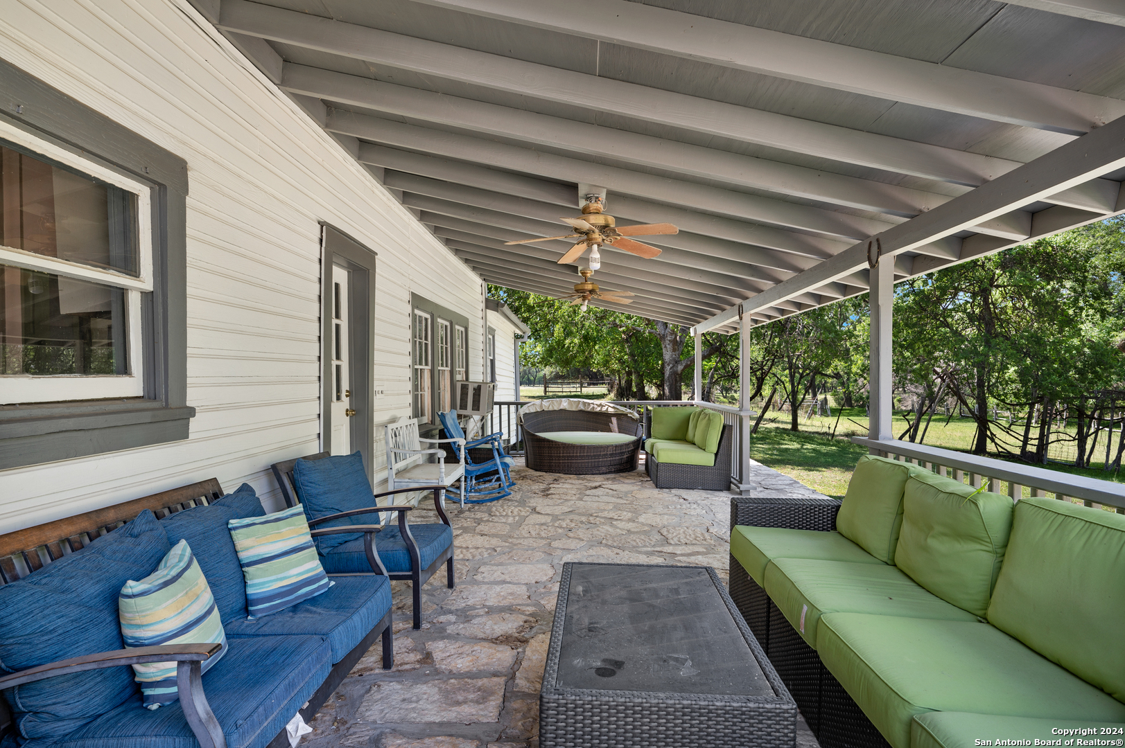 103 Waring Welfare Road Boerne, TX 78006 - Photo 16 of 33