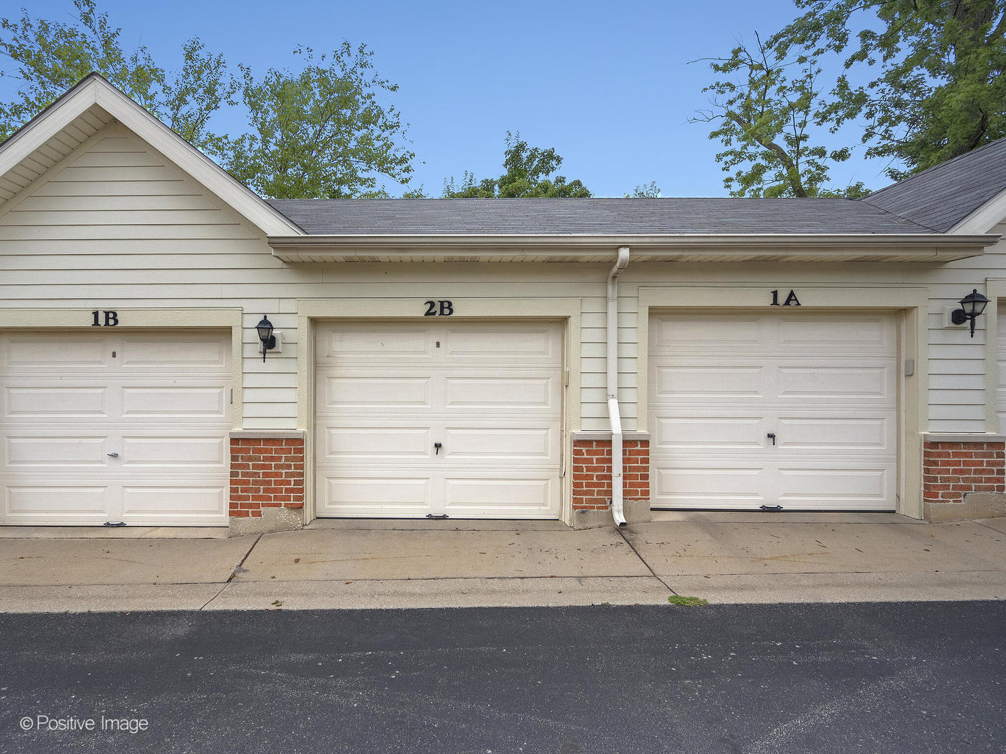 1032 Swift Road, Unit 2B Glen Ellyn, IL 60137 - Photo 23 of 24 Gallery Image 23