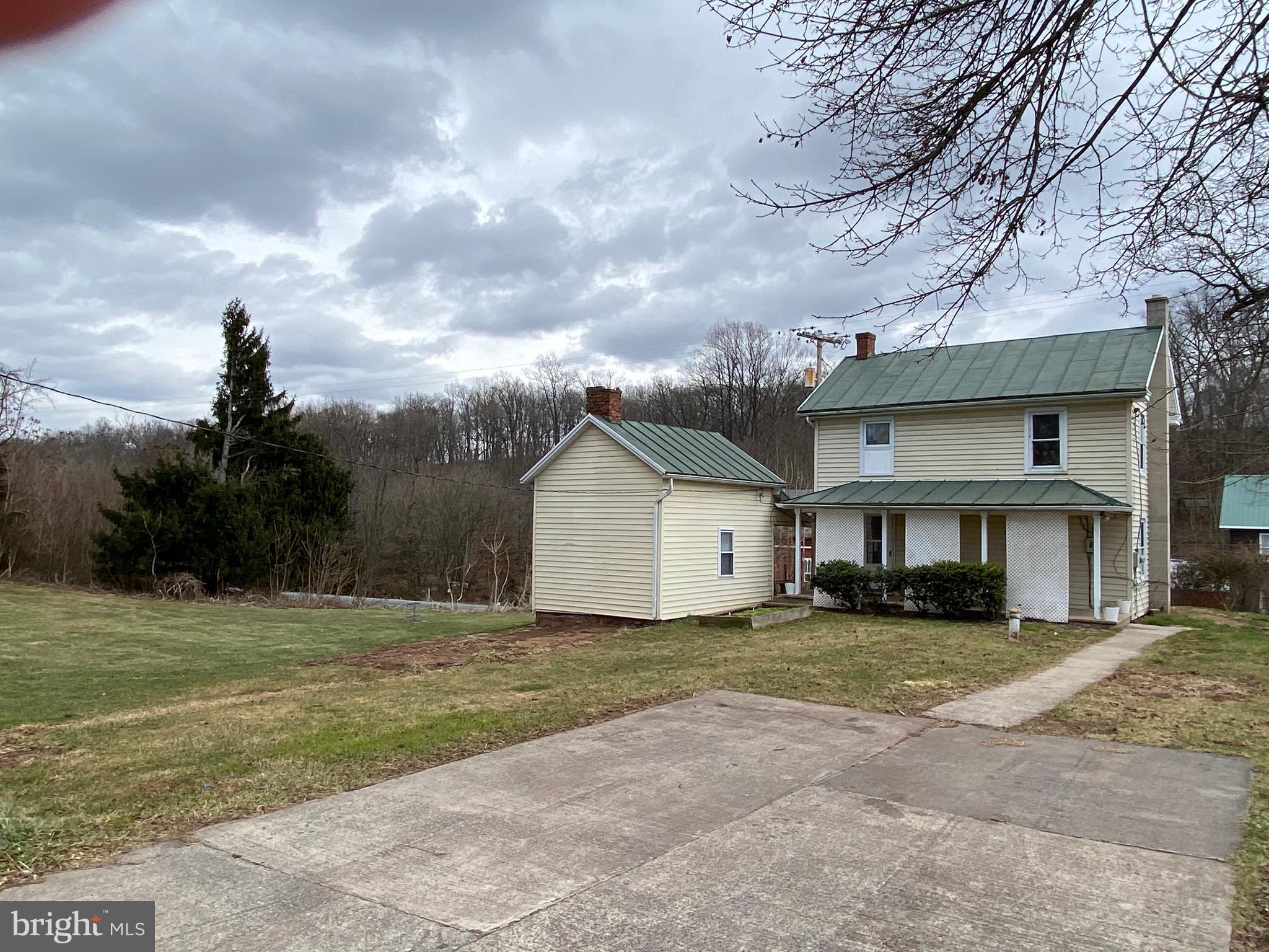 11648 Haughs Church Road Keymar, MD 21757 - Photo 3 of 34 Concrete pad for easy parking.