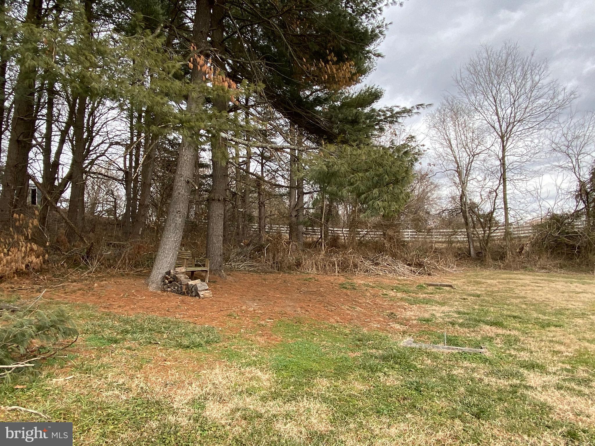 11648 Haughs Church Road Keymar, MD 21757 - Photo 4 of 34 Enjoy country life on your own acre-plus land.