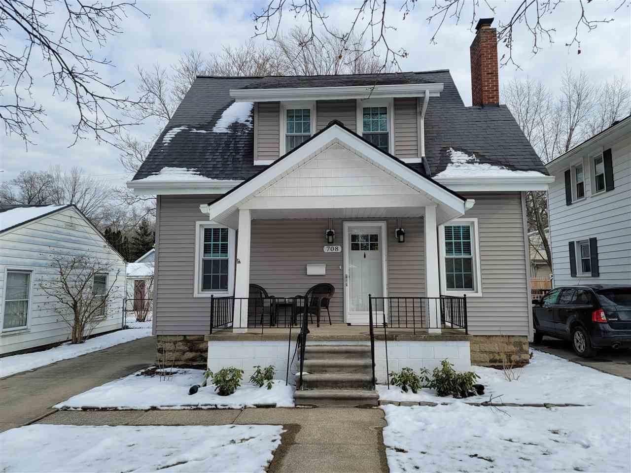 708 Lockwood Road Royal Oak, MI 48067 - Photo 1 of 34