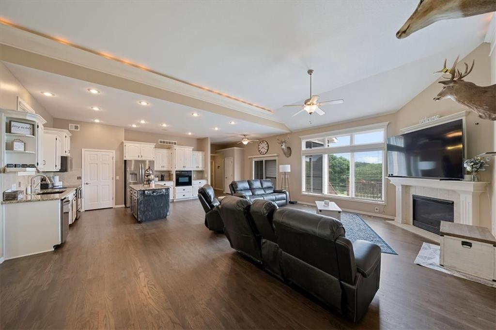 17715 Elm Grove Road Platte City, MO 64079 - Photo 13 of 47