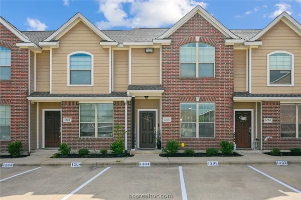 $241,900 | 1000 Spring Loop, Unit 1205, College Station, TX 77840