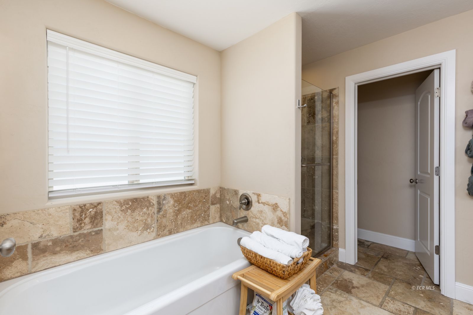 3735 Valley Ridge Avenue Elko, NV 89801 - Photo 13 of 31