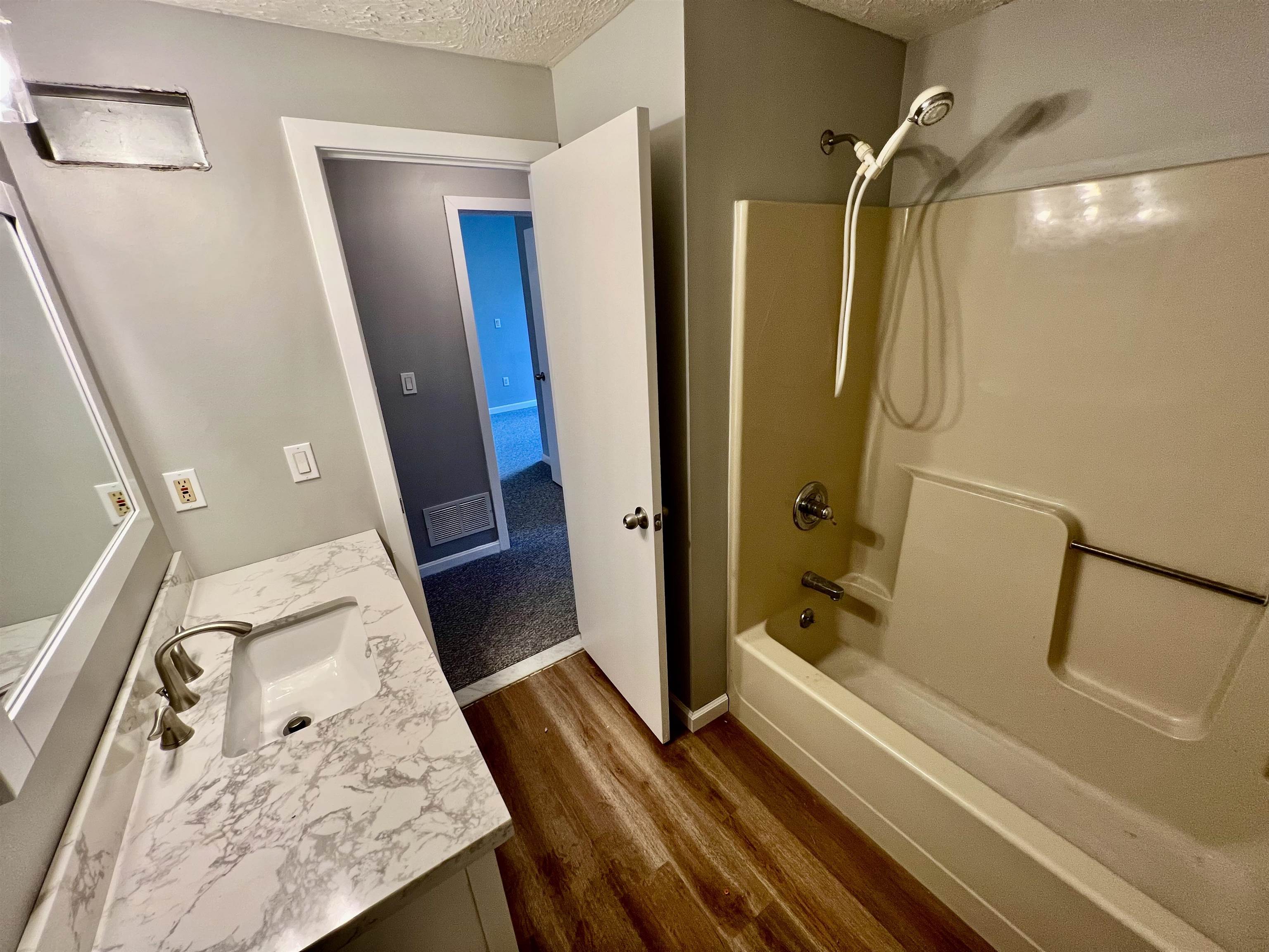 5 Tsienneto Road, Unit 123 Derry, NH 03038 - Photo 24 of 39