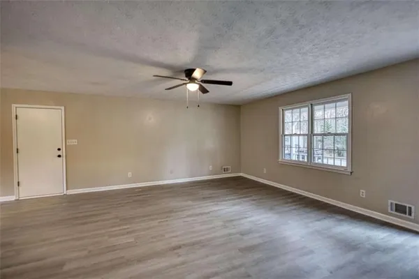 $249,000 | 330 Pleasant Valley Road, McDonough, GA 30253