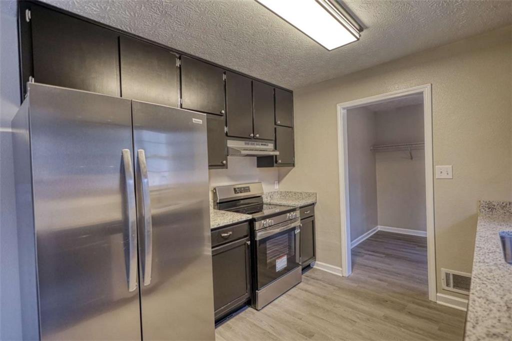 330 Pleasant Valley Road McDonough, GA 30253 - Photo 8 of 32