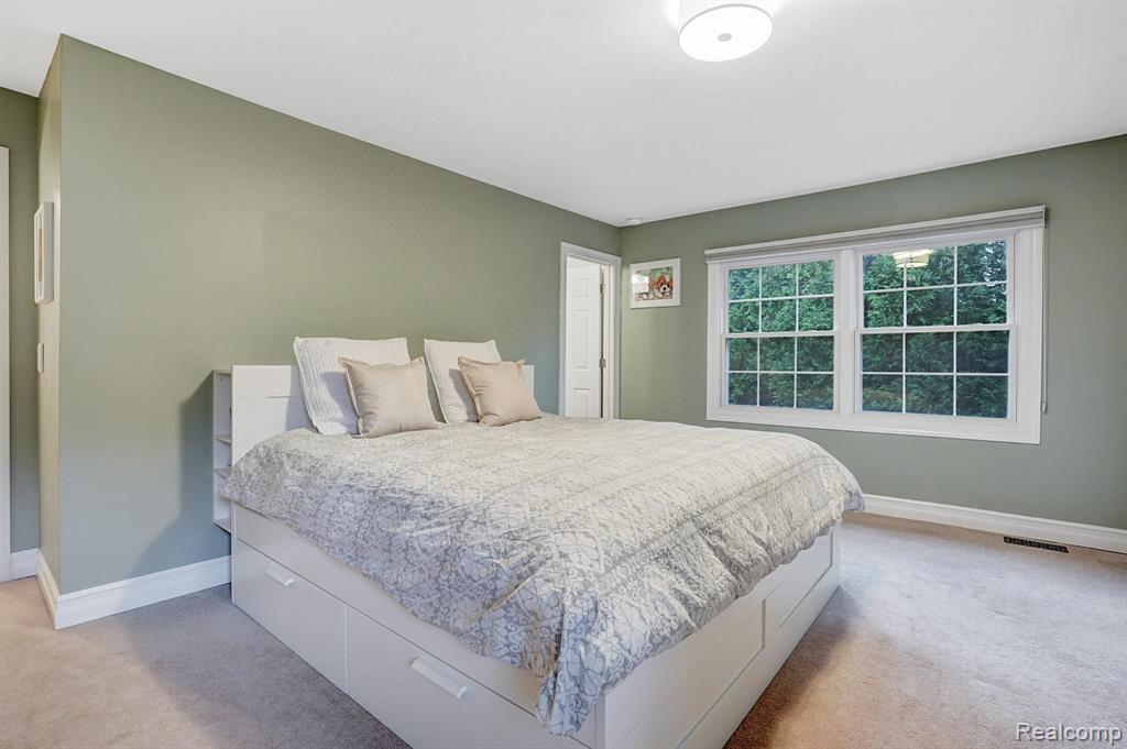 1440 Fawn Court Rochester Hills, MI 48309 - Photo 14 of 24