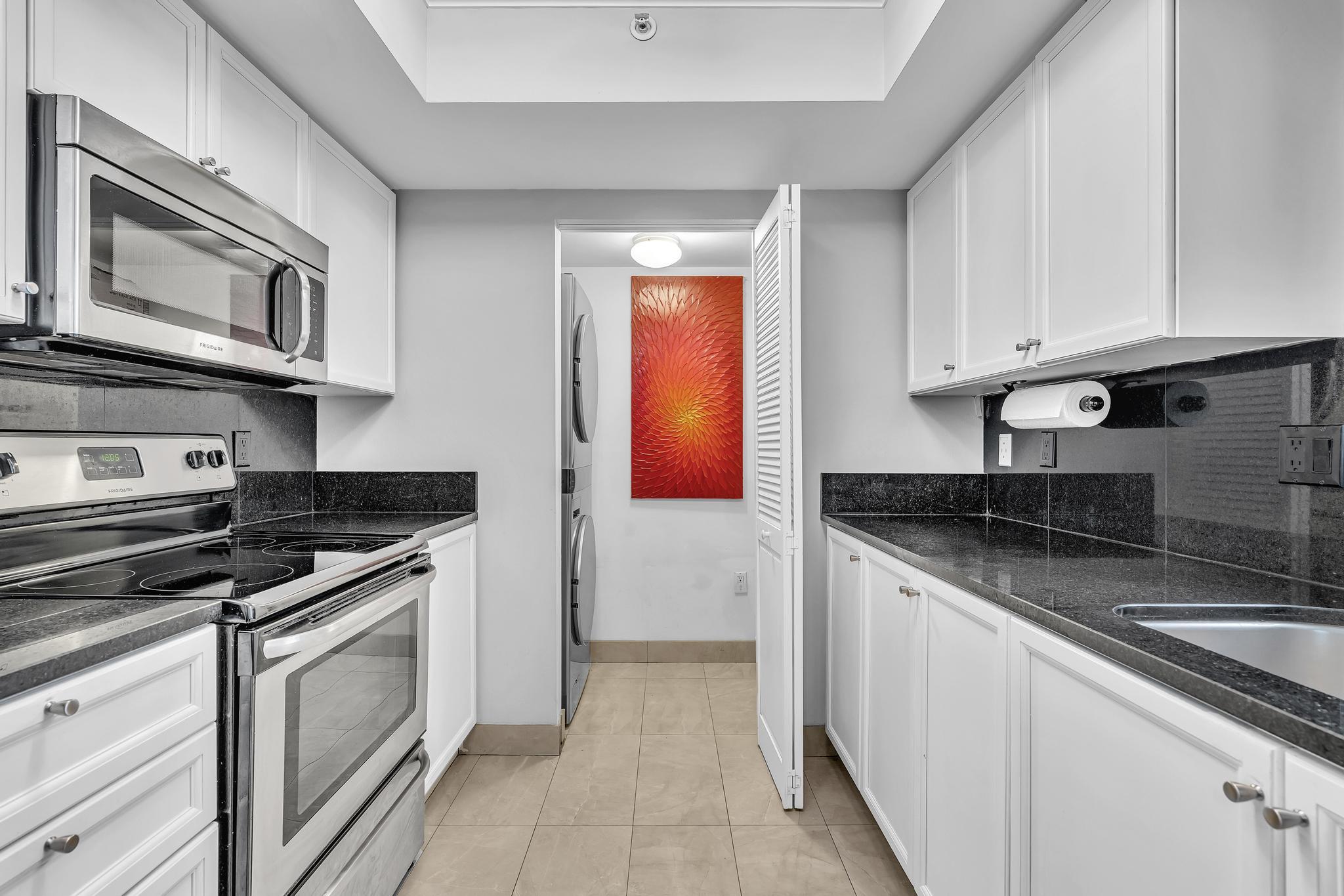 99 Southeast Mizner Boulevard, Unit 637 Boca Raton, FL 33432 - Photo 5 of 58 FPP00051