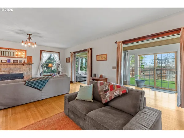 $535,000 | 916 Kelly Avenue, The Dalles, OR 97058