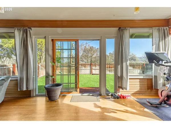 $535,000 | 916 Kelly Avenue, The Dalles, OR 97058