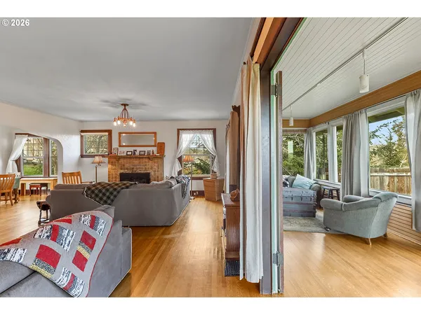 $535,000 | 916 Kelly Avenue, The Dalles, OR 97058