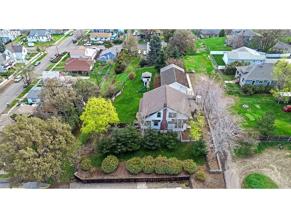 $535,000 | 916 Kelly Avenue, The Dalles, OR 97058