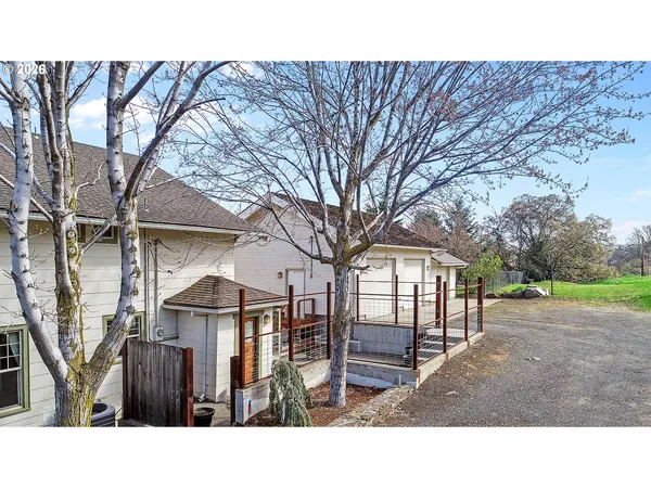 $535,000 | 916 Kelly Avenue, The Dalles, OR 97058