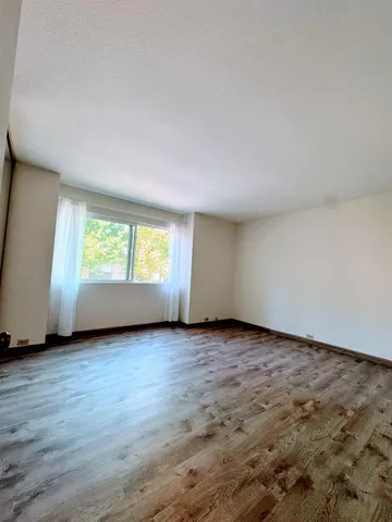 $2,400 | 2224 Woodside Lane, Unit 5, Sacramento, CA 95825