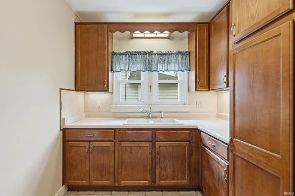 $260,000 | 801 South Jackson Street, Auburn, IN 46706