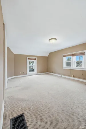 $260,000 | 801 South Jackson Street, Auburn, IN 46706