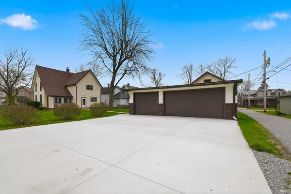 $260,000 | 801 South Jackson Street, Auburn, IN 46706