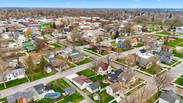 $260,000 | 801 South Jackson Street, Auburn, IN 46706
