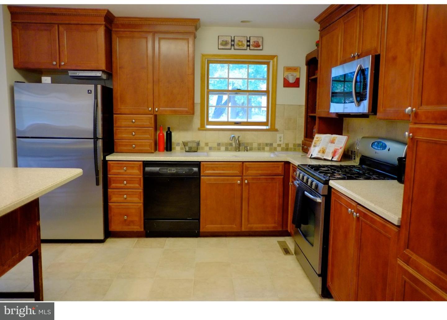 303 Reeceville Road Coatesville, PA 19320 - Photo 10 of 25 Kitchen