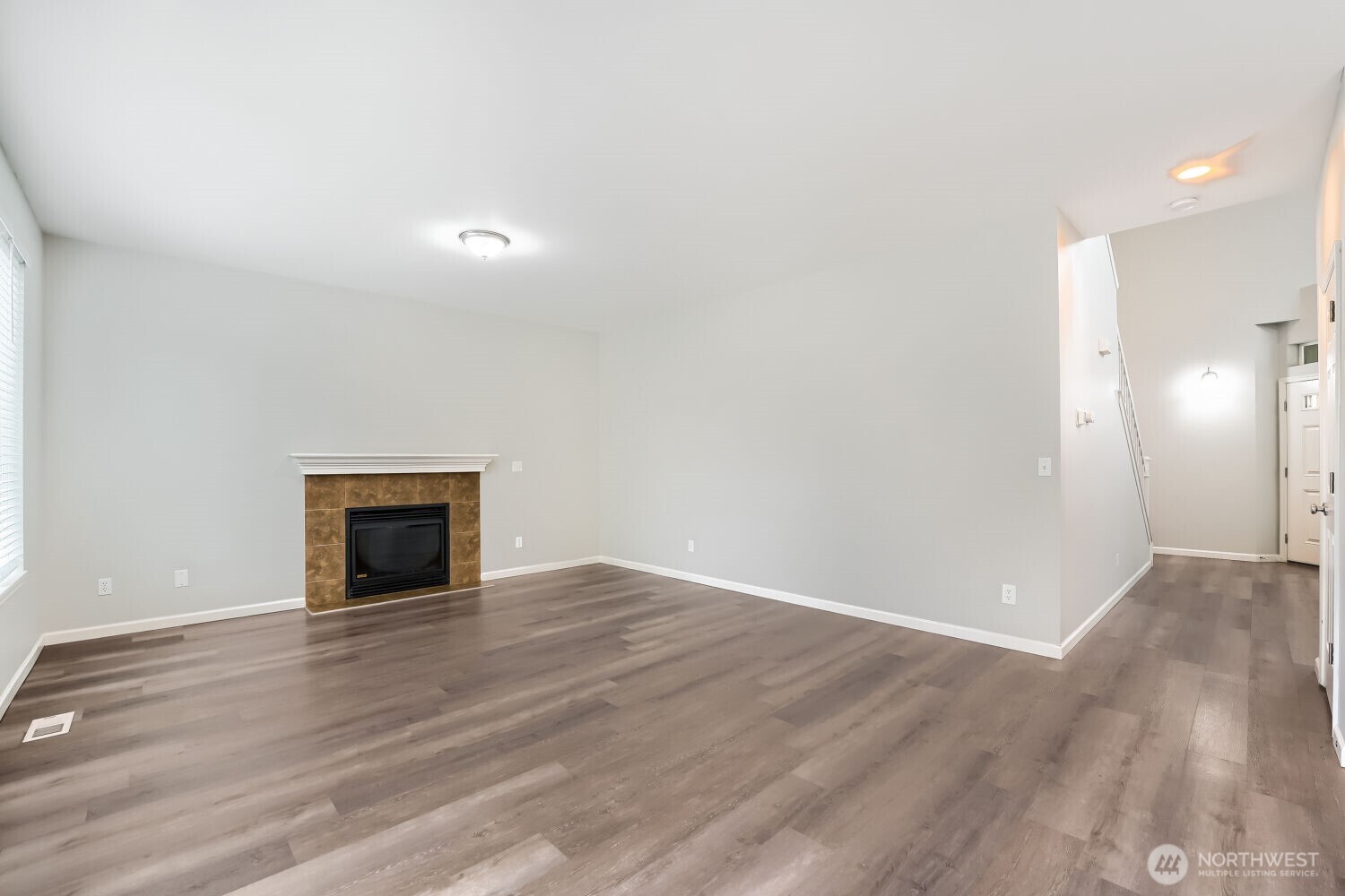 3526 181st Street East Tacoma, WA 98446 - Photo 4 of 22