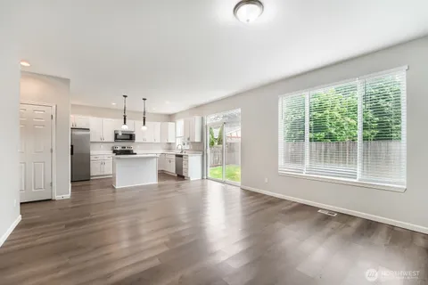 $549,950 | 3526 181st Street East, Tacoma, WA 98446