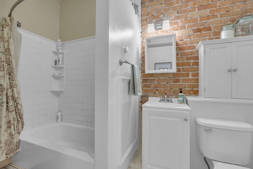 201 High Street, Unit 2 Brookline, MA 02445 - Photo 11 of 13