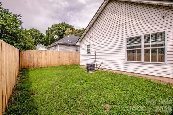 $275,000 | 332 Cassidy Lane, Mooresville, NC 28115