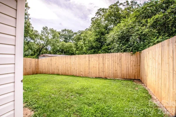 $275,000 | 332 Cassidy Lane, Mooresville, NC 28115