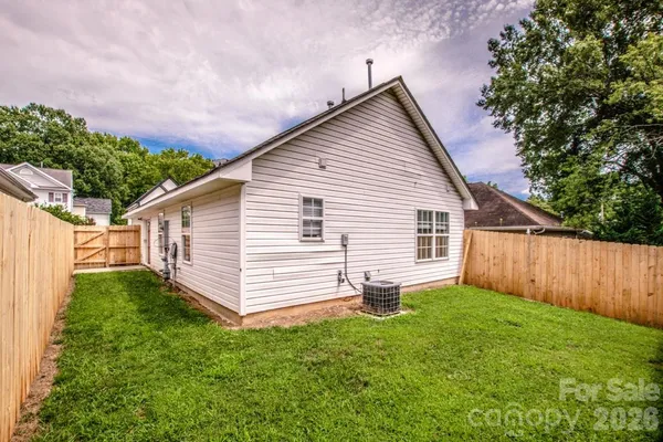 $275,000 | 332 Cassidy Lane, Mooresville, NC 28115
