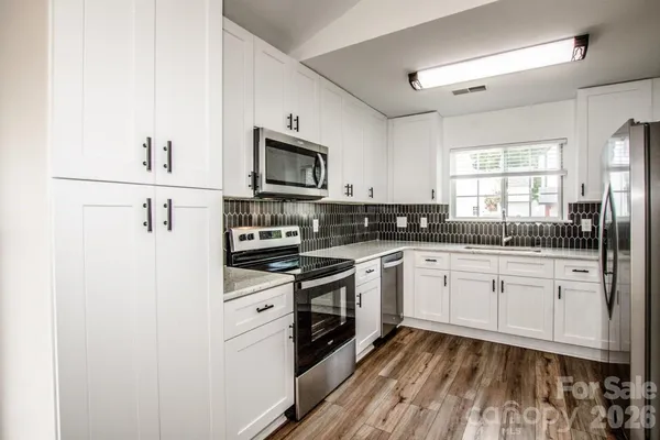 $275,000 | 332 Cassidy Lane, Mooresville, NC 28115