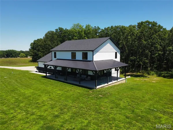$675,000 | 14946 Colorado Road, Dixon, MO 65459