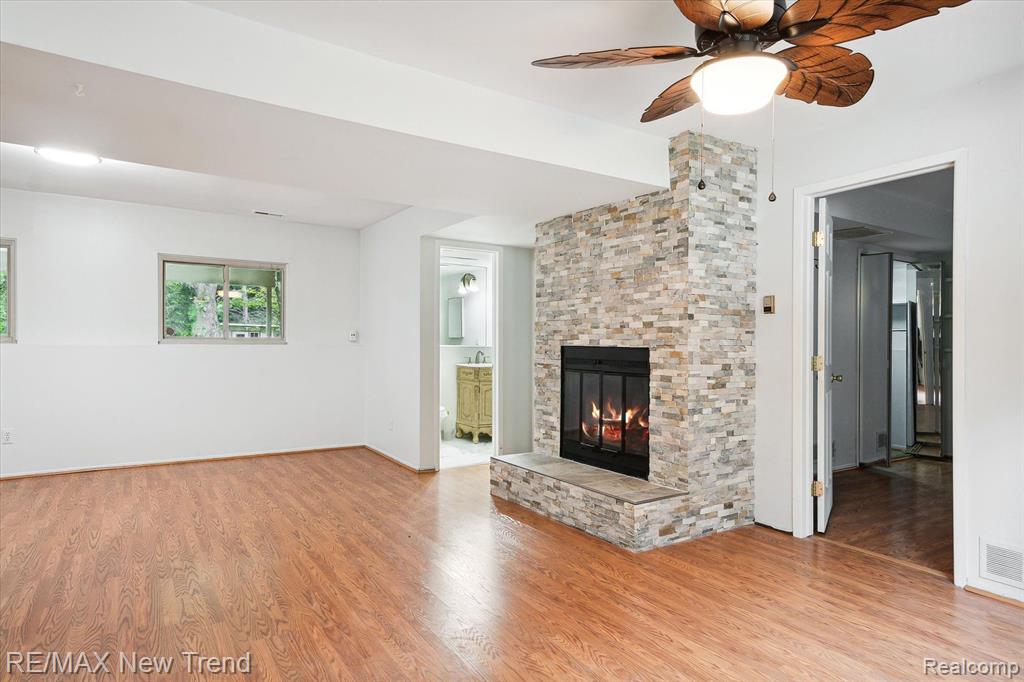 1347 Ruby Avenue Rochester Hills, MI 48309 - Photo 27 of 53