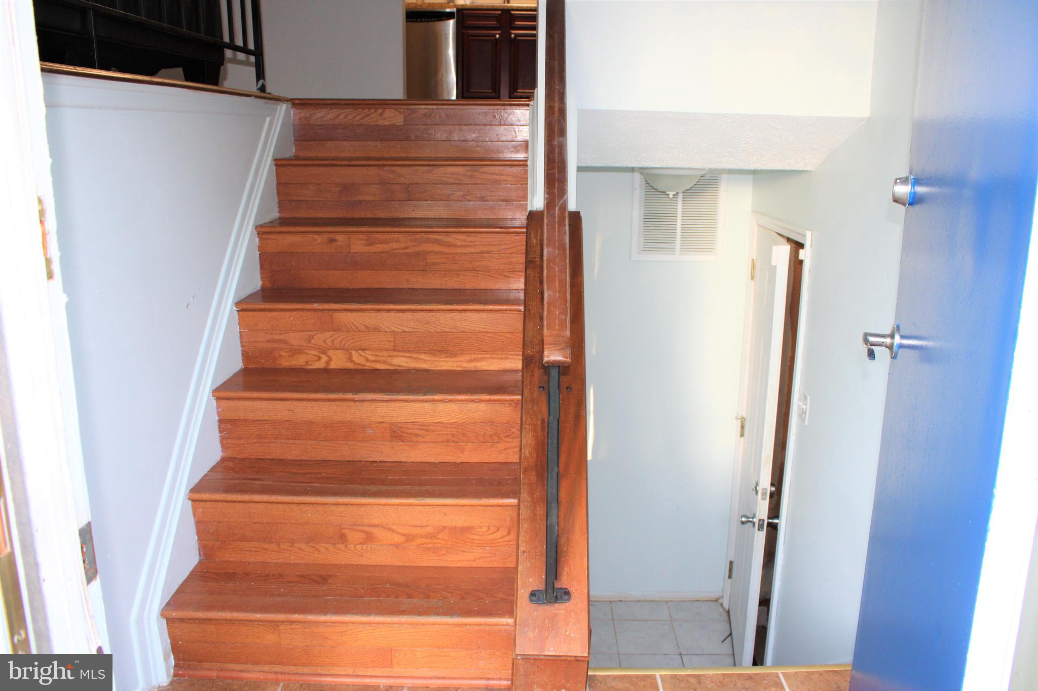 9208 Cross Bow Road Fort Washington, MD 20744 - Photo 3 of 29 Gallery Image 3