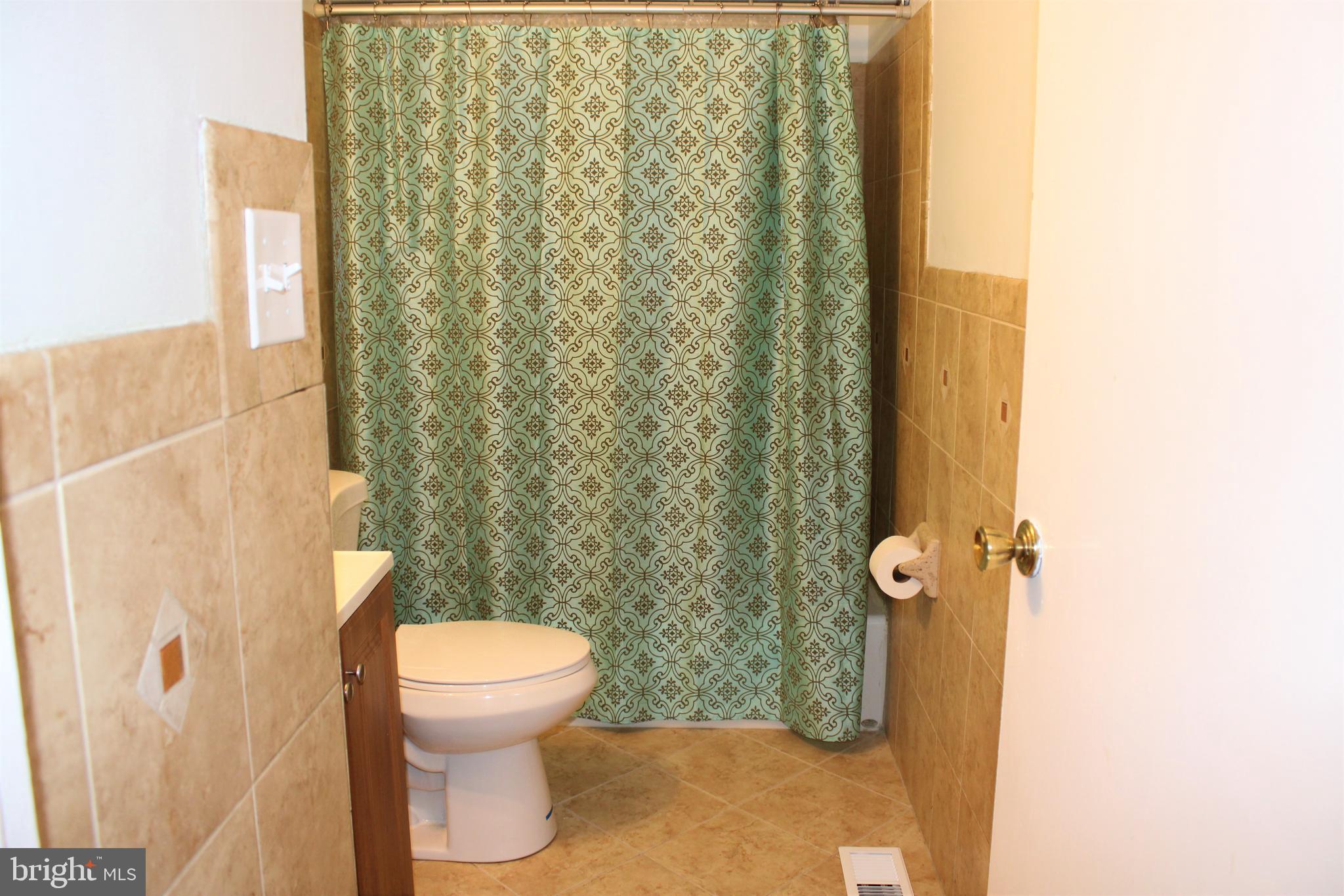 9208 Cross Bow Road Fort Washington, MD 20744 - Photo 5 of 29 Gallery Image 5