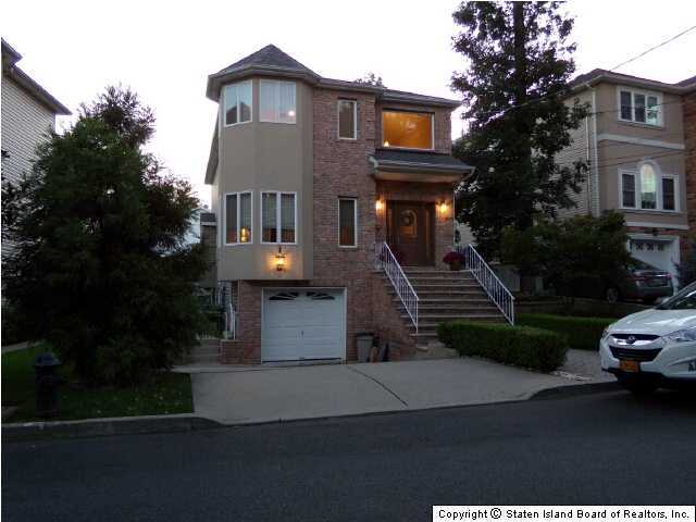 116 Highland Road Staten Island, NY 10308 - Photo 1 of 17 Primary Photo