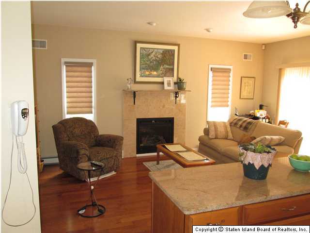 116 Highland Road Staten Island, NY 10308 - Photo 5 of 17 Additional Photo